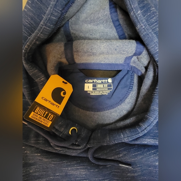 Brand new carhartt hoodie - Picture 5 of 5